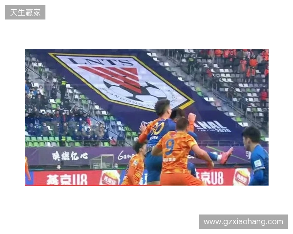 博主：国安下午集结韩佳奇现身，个别球员已从基地搬走私人物品